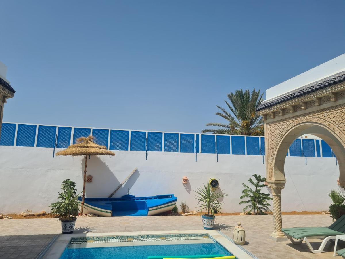 Maison Typiques Houmt El Souk Exterior foto